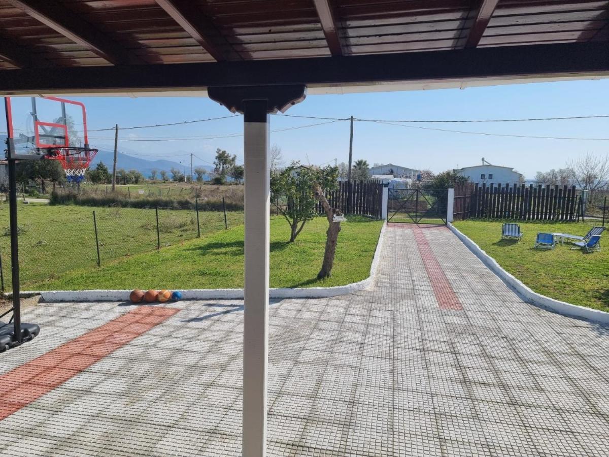 Villa ,,Sea Breeze,, - Home By The Sea Néa Ankhíalos Kültér fotó