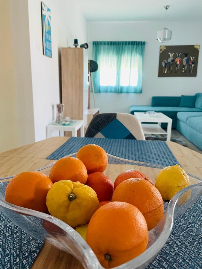 Villa ,,Sea Breeze,, - Home By The Sea Néa Ankhíalos Kültér fotó